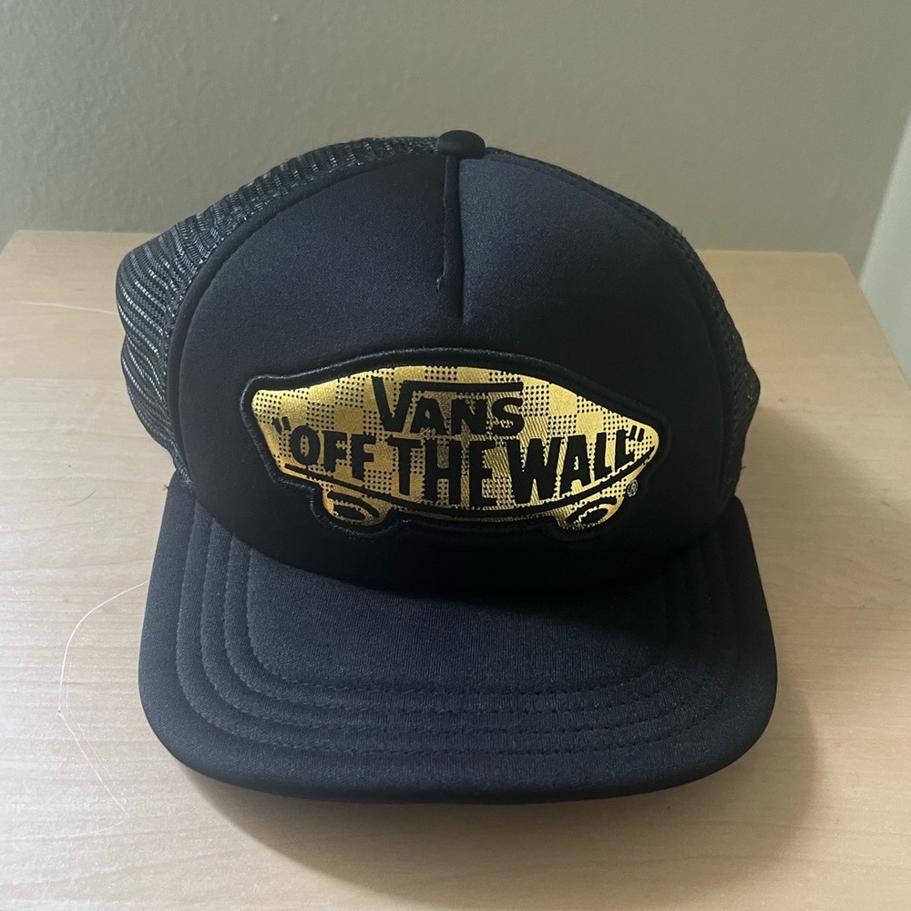 Vans SnapBack Hat Black & Gold